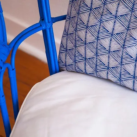 Alfama Sunny & Typical Apartment, By Timecooler *