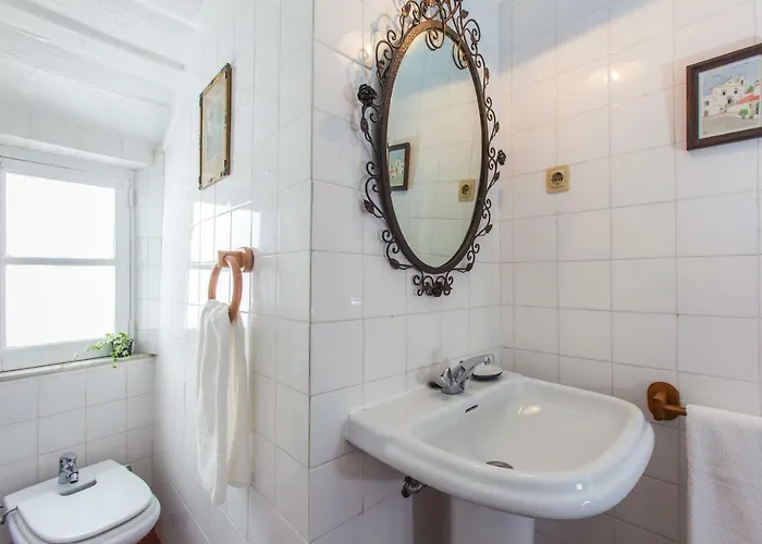 Alfama Sunny & Typical Apartment, By Timecooler شقة Lisboa