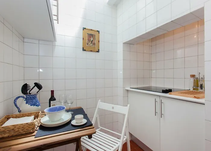 Alfama Sunny & Typical Apartment, By Timecooler شقة Lisboa