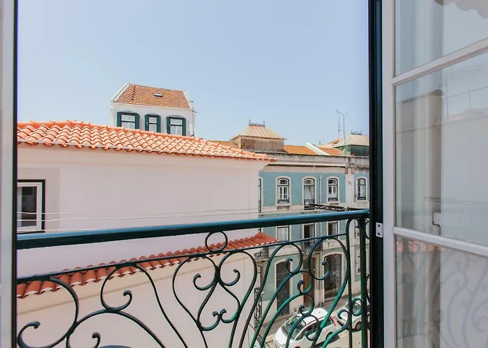 Alfama Sunny & Typical Apartment, By Timecooler شقة Lisboa