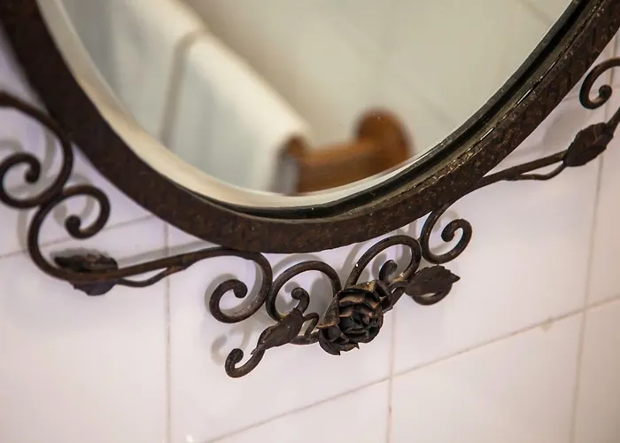 Alfama Sunny & Typical Apartment, By Timecooler