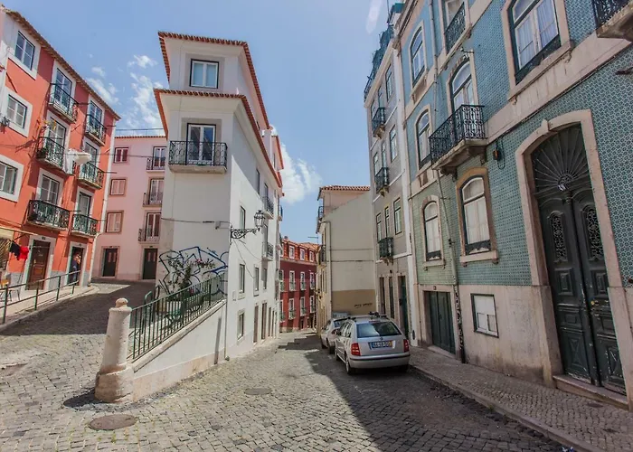 Alfama Sunny & Typical Apartment, By Timecooler * Lisboa