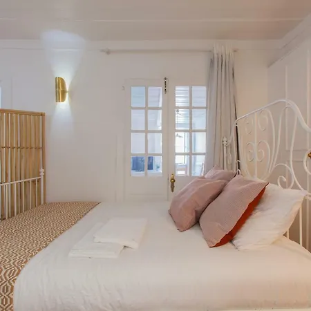 Apartament Alfama Sunny & Typical Apartment, By Timecooler